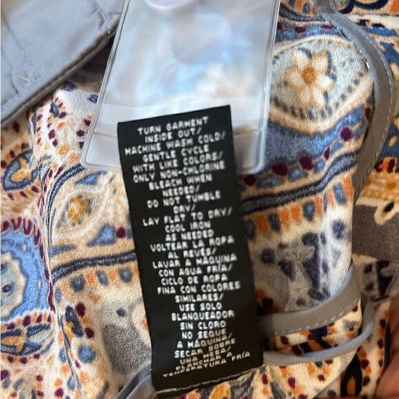 Marée Pour Toi Paisley Printed Blazer
Jacket Lightweight Crepe Colorful Size 16 - Picture 8 of 9